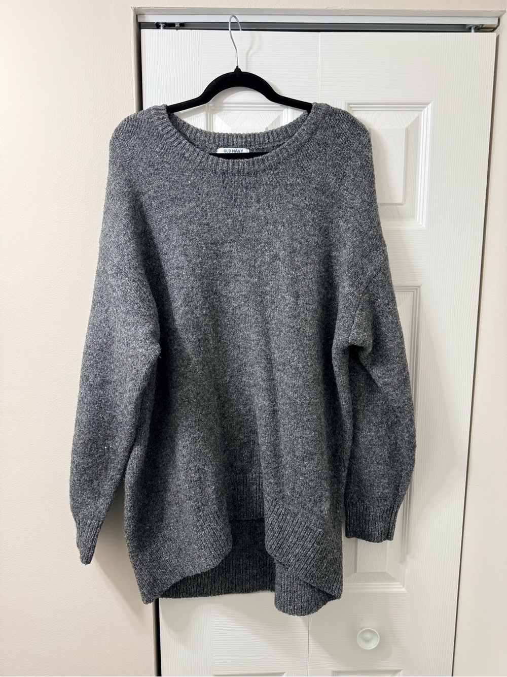 Old Navy Gray Women's Crewneck Sweater
